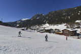 Hôtel Le Schuss arrivée à l'hôtel à skis