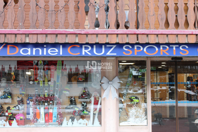 Daniel Cruz Sports Linga