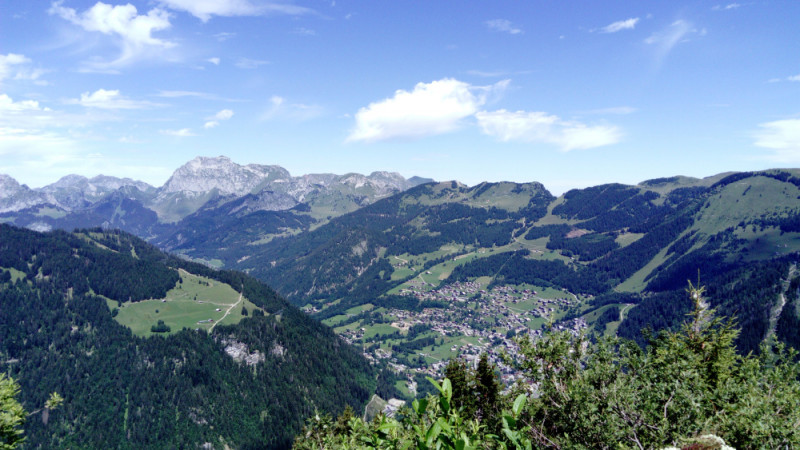 Vue sur Châtel