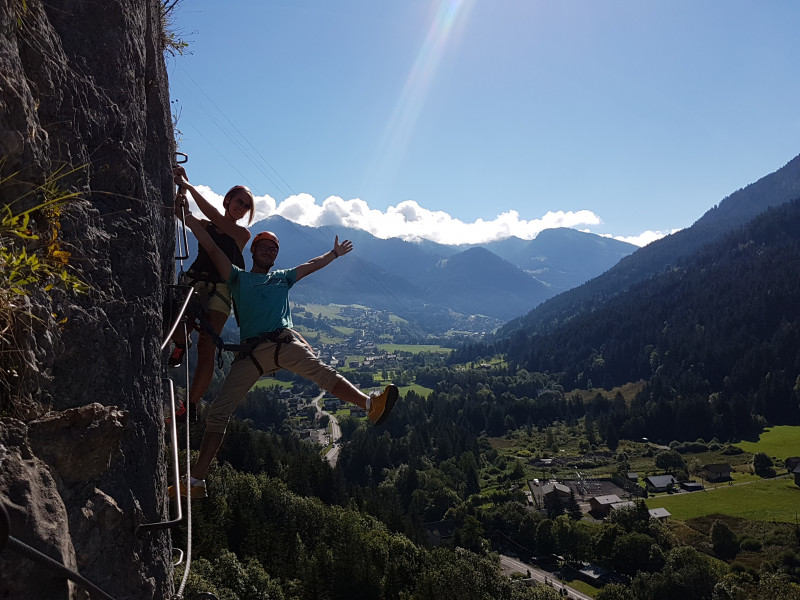 Via ferrata bureau des guides Châtel-Val d'Abondance