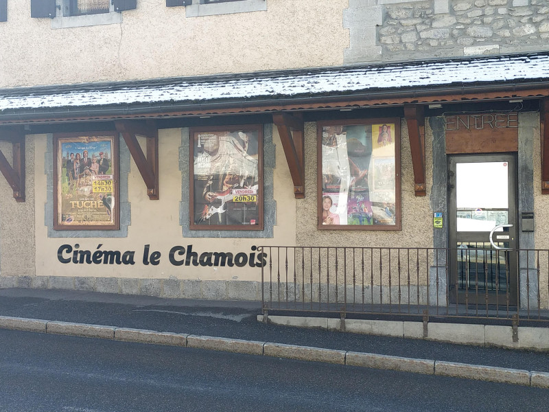 The Chamois cinema_Châtel