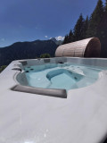 Jacuzzi