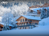 Extérieur du chalet en hiver