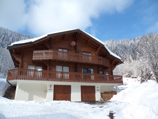 Le chalet en hiver