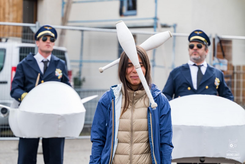 Spectacle déambulatoire Lok Airlines