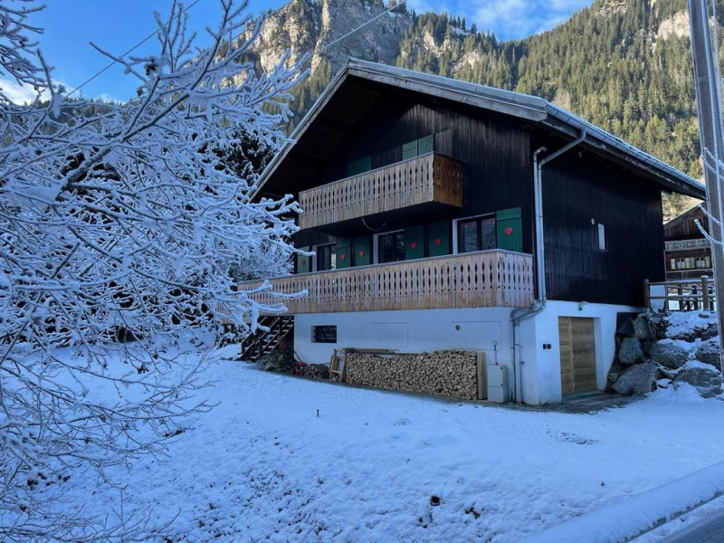 Le chalet en hiver